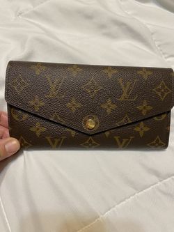 Brand New Louis Vuitton Sarah Wallet