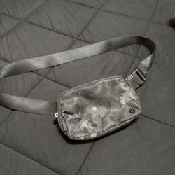 Lululemon & Halara Fanny Pack 
