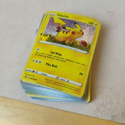 Random 2023 Pokemon Cards 