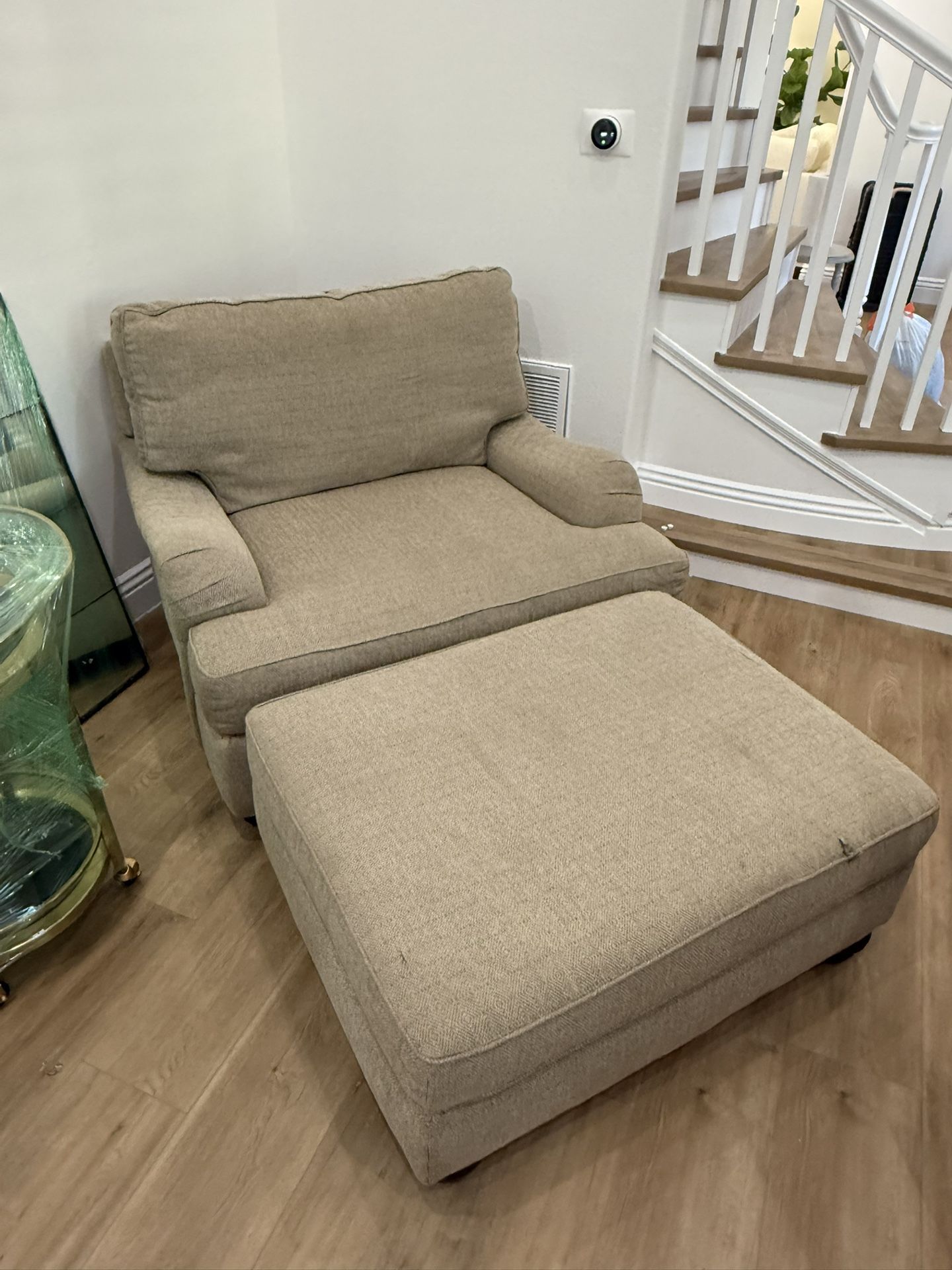 Couch / Chaise / Ottoman