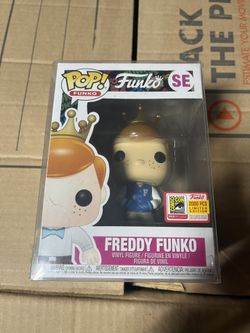 Freddy Funko letterman (blue)