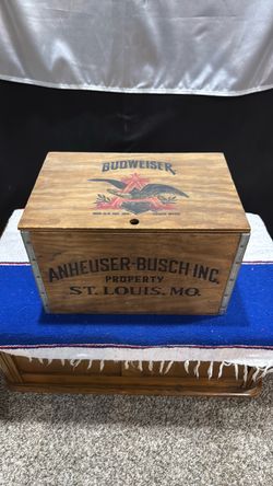 Vintage Checkers Game Anheuser Busch BUDWEISER Beer Box/Crate