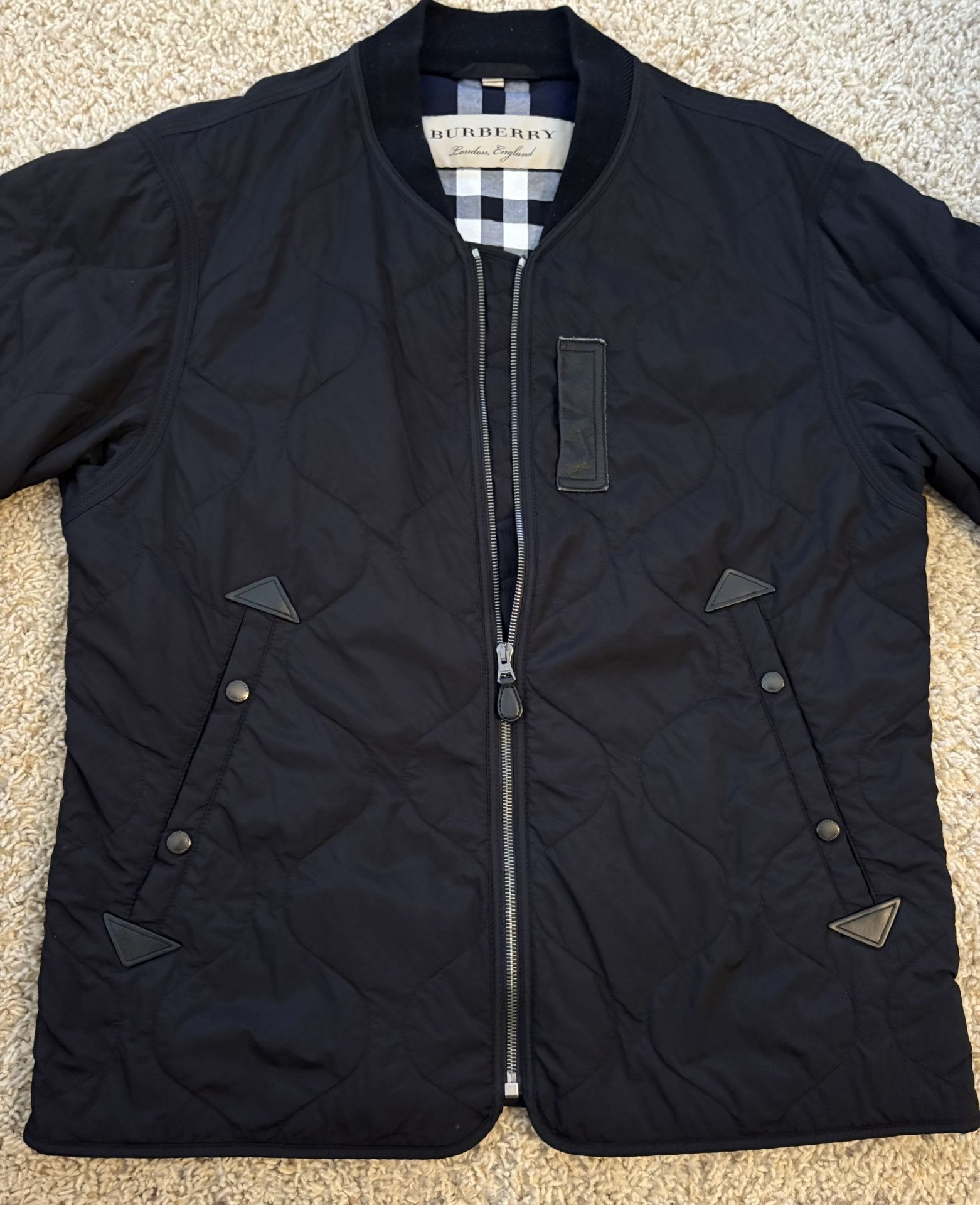 Burberry Men’s Lightweight Quilted Jacket 