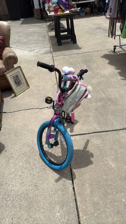 Girls bike