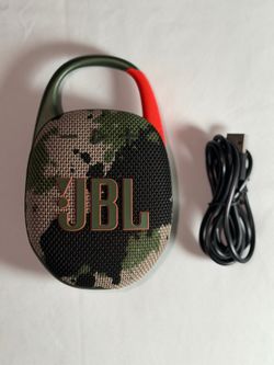 JBL clip 5 speaker