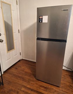 Refrigerador Works Great Pick Up In City Of Compton