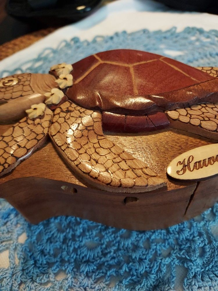 Collectible Solid Wood SEA Turtle Puzzle Box featuring a Hidden Compartment