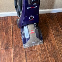 Bissel Carpet Steam Cleaner
