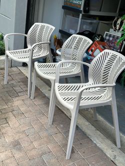 Set of 3 Modern Outdoor Patio Chairs stackable seats 16x16