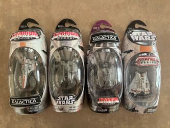 NWT (4) Star Wars Titanium Series Die Cast Micro Machines