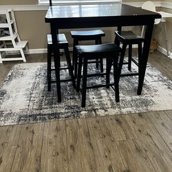 Pub Style table With 4 Stools