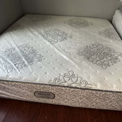 Set king sizes Mattress and box spring