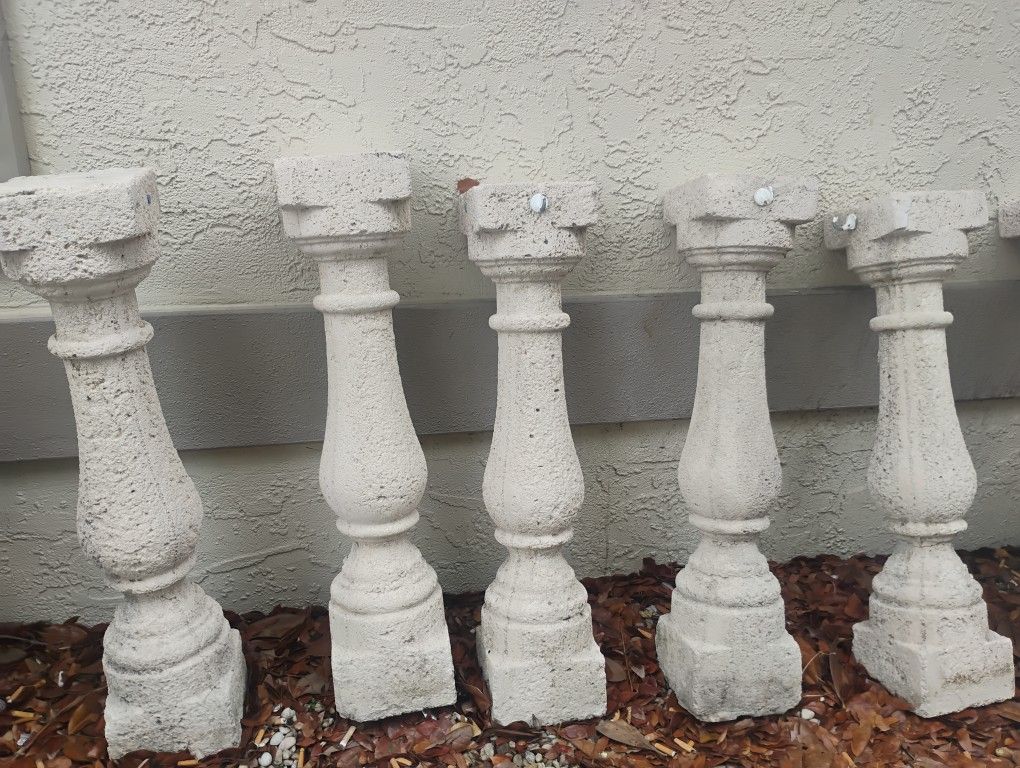 7- 3 Feet Pillars For Sale Asking Price $100