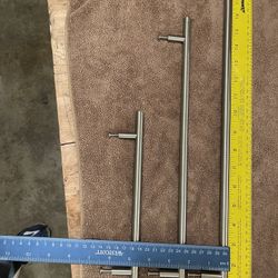 Cabinet/drawer Pull Handles (Top Knob Hopewell Solid bar pull Brush Satin Nickel) 