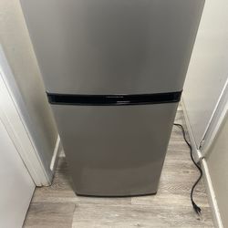 Refrigerator Frigidaire NOB #132660