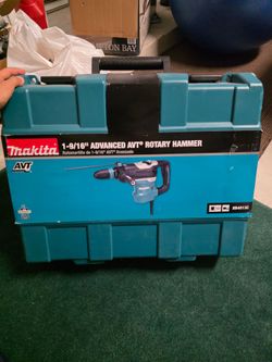 BRAND NEW Makita HR4013C 1-9/16” SDS-MAX Rotary Hammer – Heavy-Duty Concrete Drill