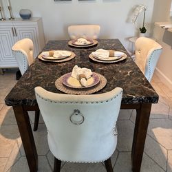 Dining Set