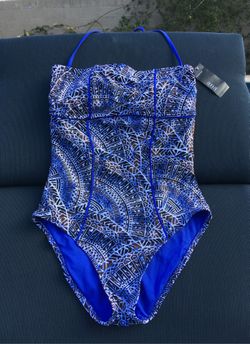 Ana size Medium NEW 1pc swimsuit