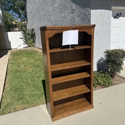 Free Oak Bookshelf 