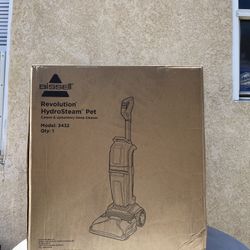 Bissell Revolution Carpet Cleaner NEW
