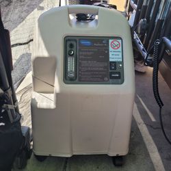 INVACARE OXYGEN MACHINE