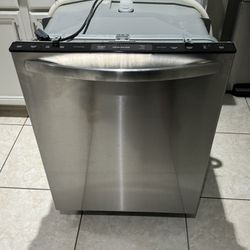 Dishwasher Used-like New
