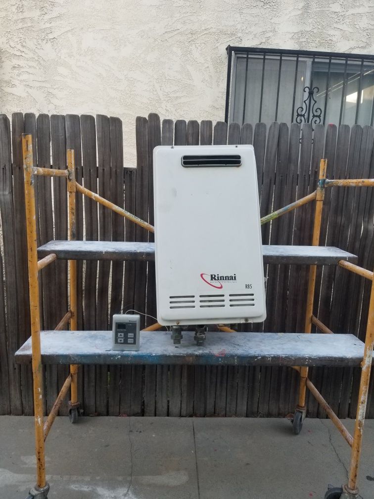 RINNAI R85 Tanckles water heater with thermostat for Sale in Hawthorne, CA  - OfferUp