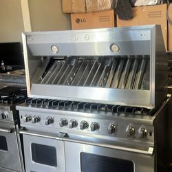 Viking 48”Wide Gas Range Stove Stainless Steel 8Burners And Viking 48”Wide Range Hood 