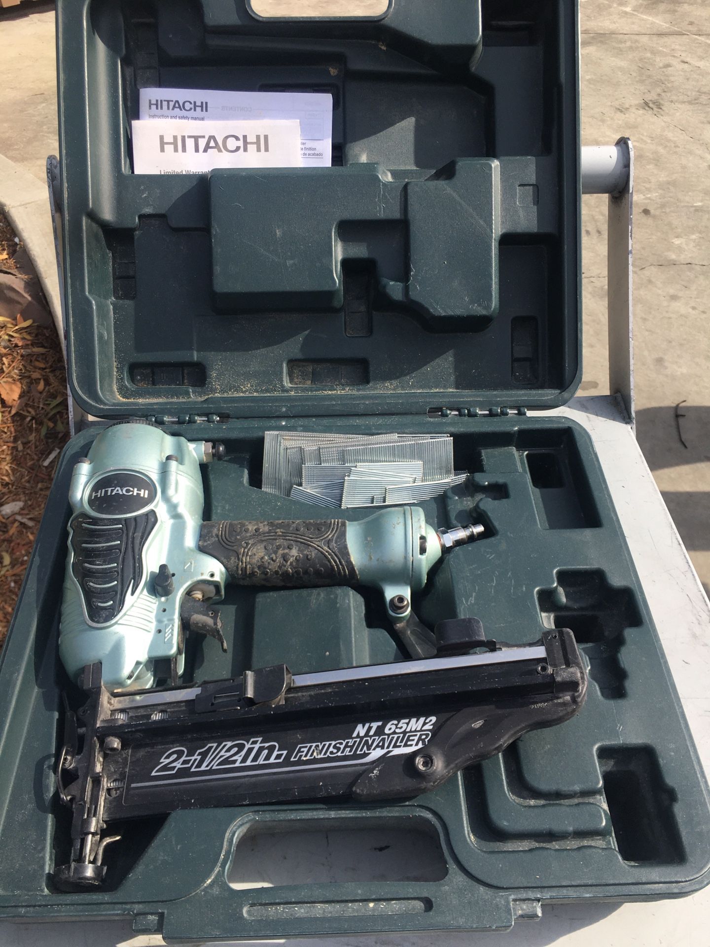 Hitachi 16g Finish Nailer