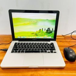 Apple MacBook Pro Late 2011 15” 2.8Ghz i7 6GB 500GB