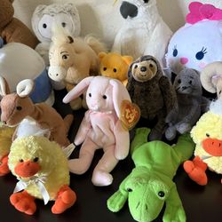 Plush Lot (16pc)