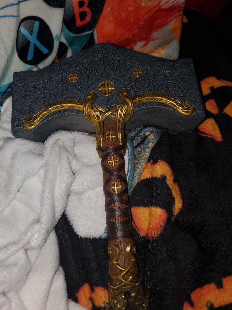 GOD OF WAR THOR HAMMER 