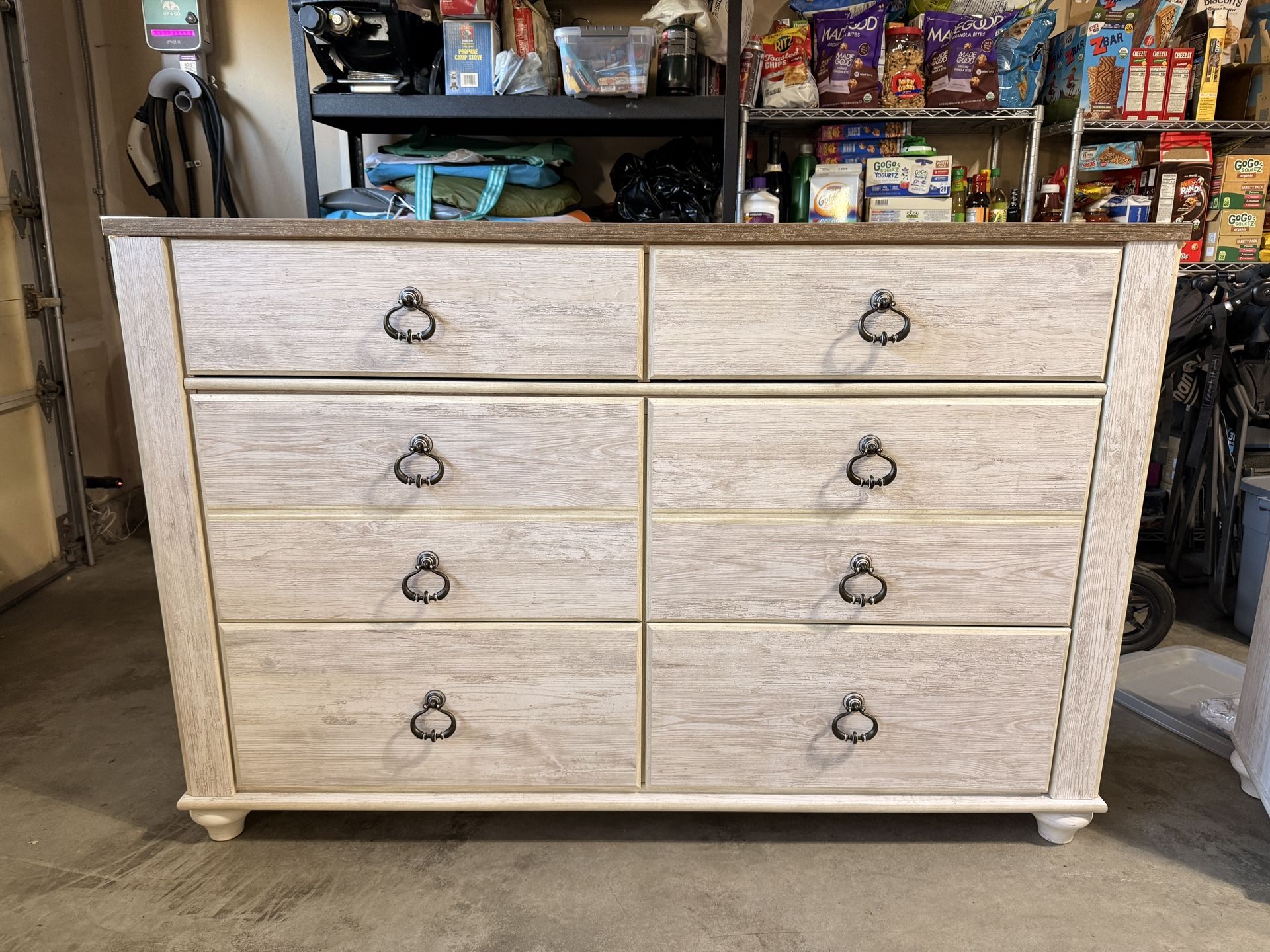 Dresser + Nightstand Set - Ashley Furnature Willow Collection
