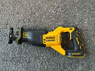 Dewalt 20V XR Variable Speed Reciprocating Saw (Tool Only)