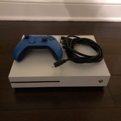 Xbox One S (barley Used)  