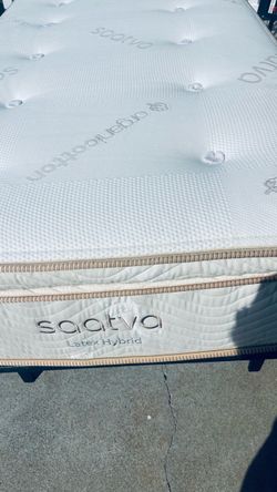 Saatva Latex Hybrid Mattress – Twin XL – Like New