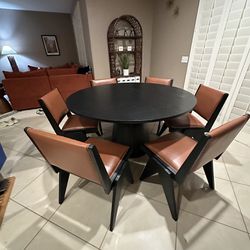 Gorgeous Dining Table And Chairs 