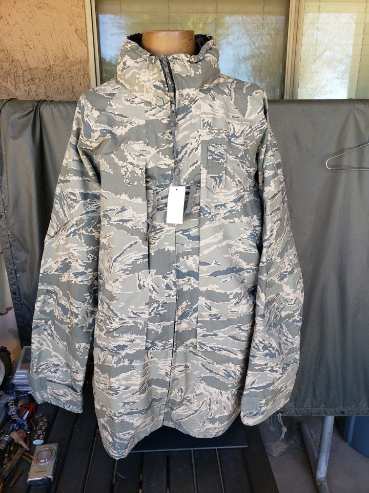 Military, Army Air Force Gore-Tex Rain Jacket, Extra Large