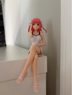 Sega The Quintessential Quintuplets Premium Perching Nino Nakano Figure