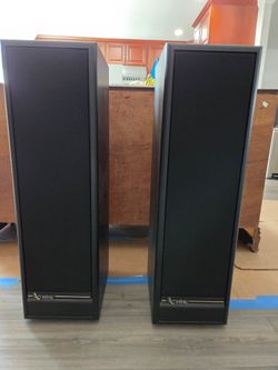 Infinity RS-525 floor speakers