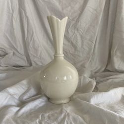 Cream Plain Lenox Bud Vase
