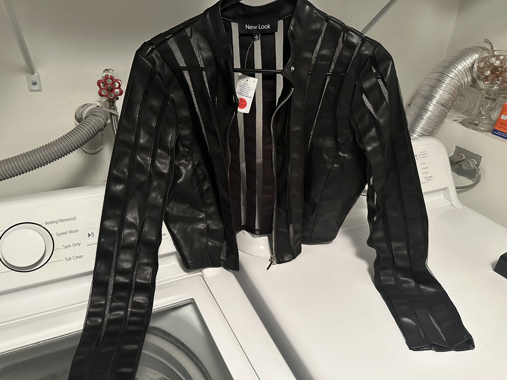 New With Tags Mesh And Faux Leather Crop Jacket Women’s Size Large