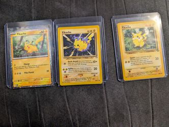 Pokemon cards- pikachu