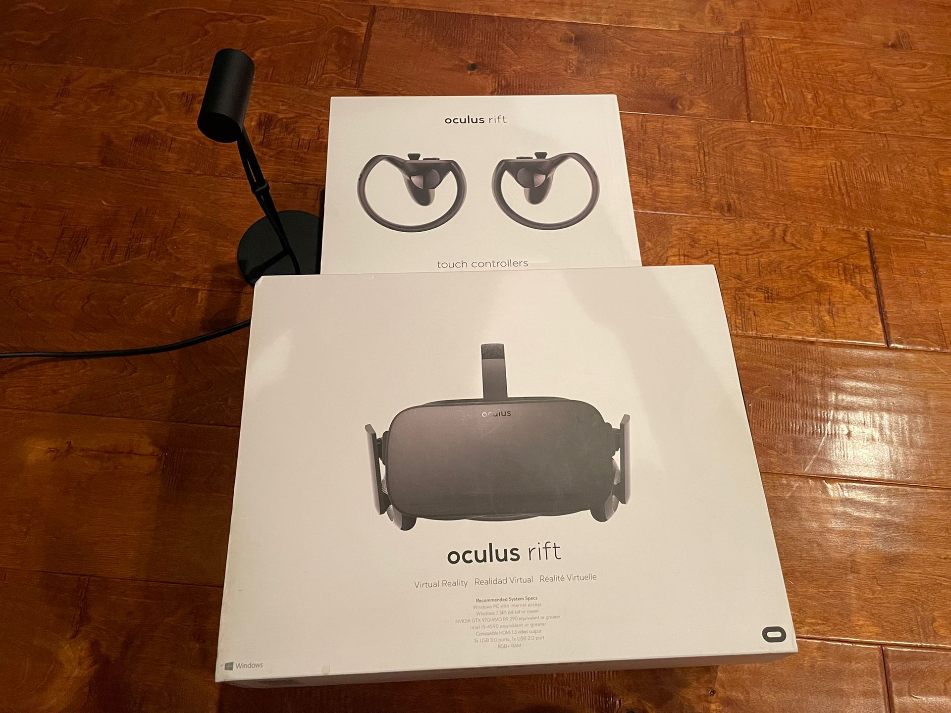 OCULUS RIFT Virtual Reality System