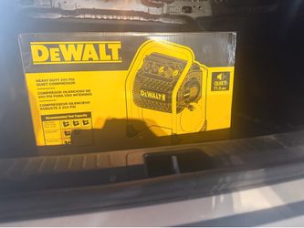 DEWALT HEAVY DUTY 200 PSI QUIET COMPRESSOR