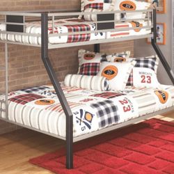 🔥🔥BUNK BED WITH MATTRESS TWIN TWIN BUNK BED WITH MATTRESS 🔥