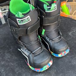 Kids' Burton Zipline BOA® Snowboard Boots