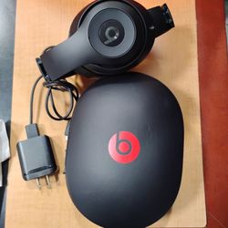 Beats Studio Wireless Headphones 