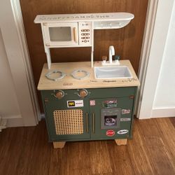 Kids Kitchen