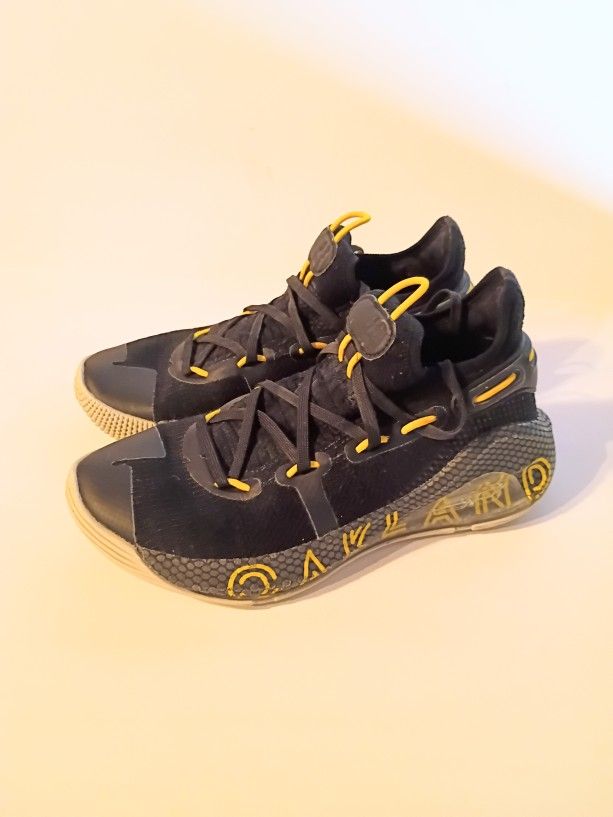 Under Armour Curry 6 Thank You Size4Y